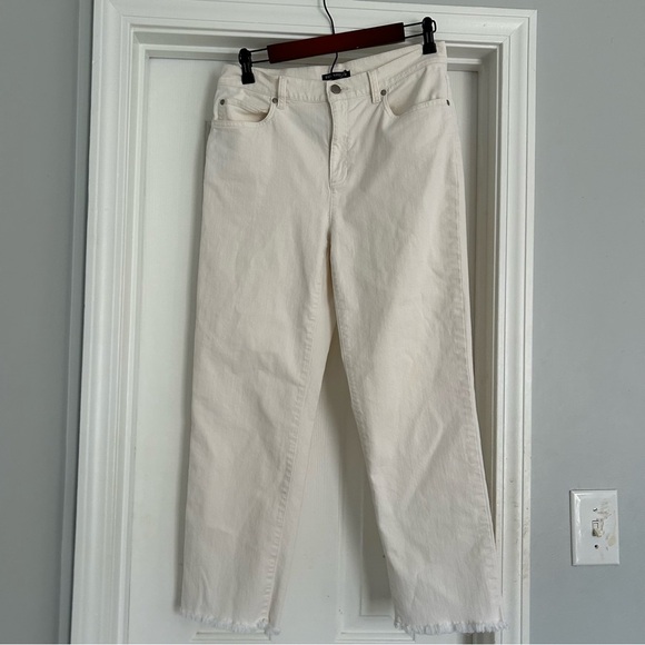 Eileen Fisher White Straight Leg Cropped Jeans with Raw Fray Hem - Picture 6 of 11